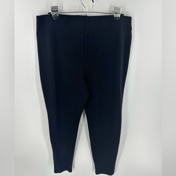 Chicos Size 2 US 12 Pull On Ponte Pants Black Stretch Slim Fit Slimming - Picture 2 of 9